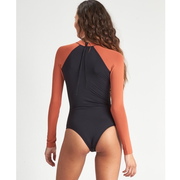 🔥🔥BILLABONG - SOL SEARCHER BODYSUIT🔥🔥 - Picture 3 of 8